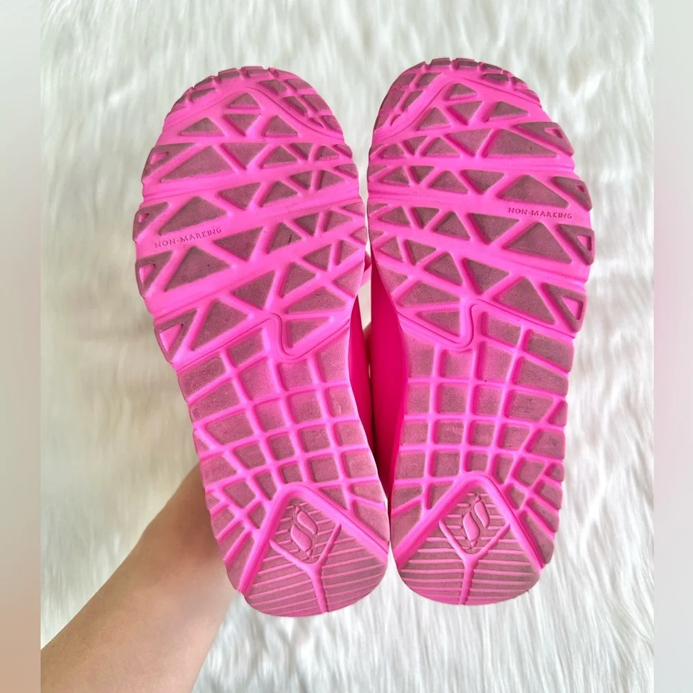 LIMITED EDITION SKECHERS